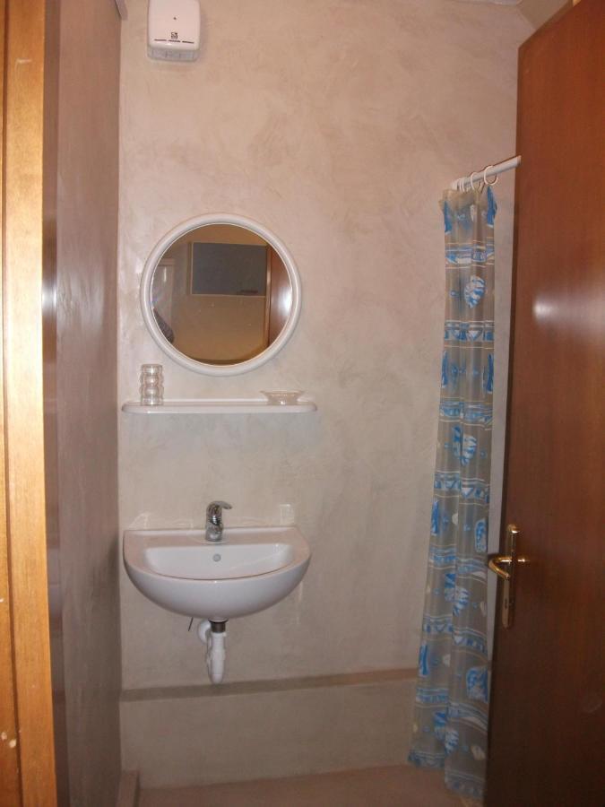 Casa Del Pescatore Villa Garda  Room photo